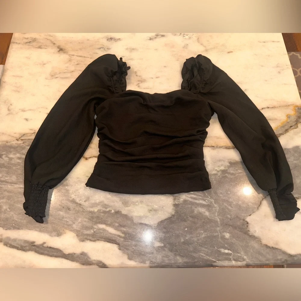 Astr The Label Size Medium Elegant Black Women's Top